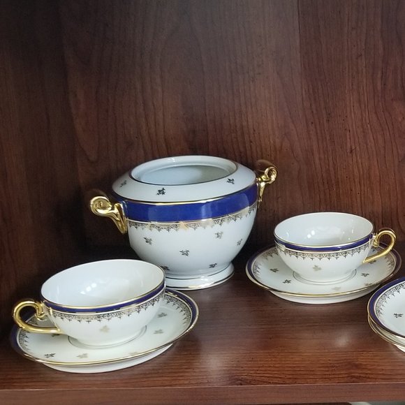 Limoges France Porcelain d'art & More ~ Sugar Bowl, Creamer, Cups and Saucers - Picture 3 of 16
